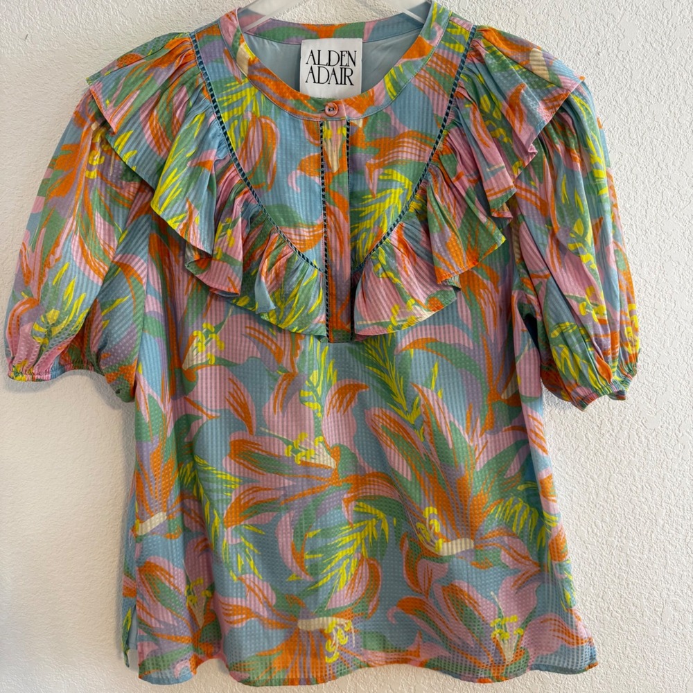Alden Adair Womens Floral Ruffle Blouse Size Large Seersucke Blue Pink Tropical